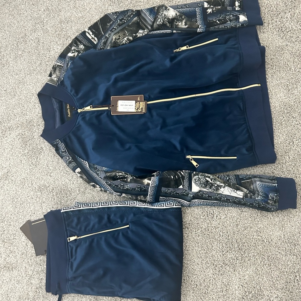Xxl men’s track suit new with tags